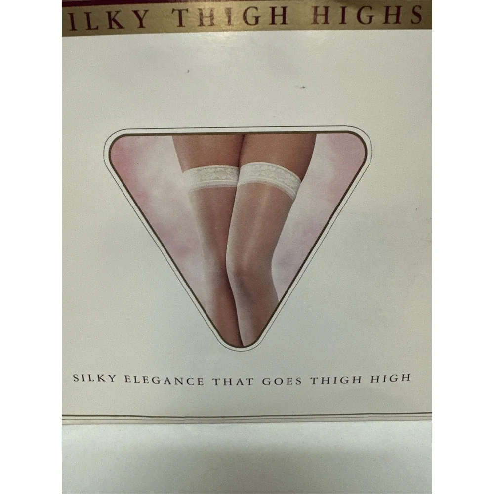 Vintage Hanes Silk Reflections Silky Thigh Highs Pearl Size A-B NEW NOS